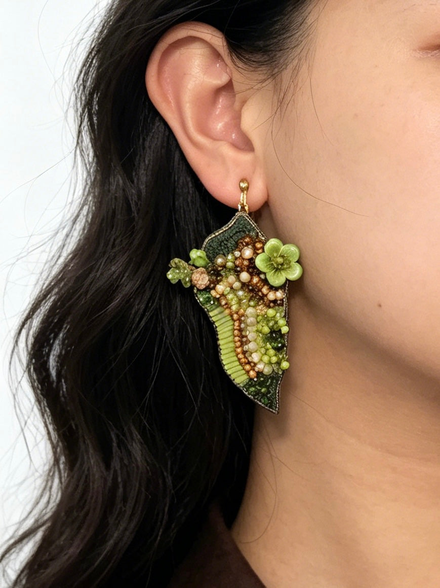 「Flower Bloom Island」Handmade Embroidered Earrings,Island-Shaped Beaded Earrings