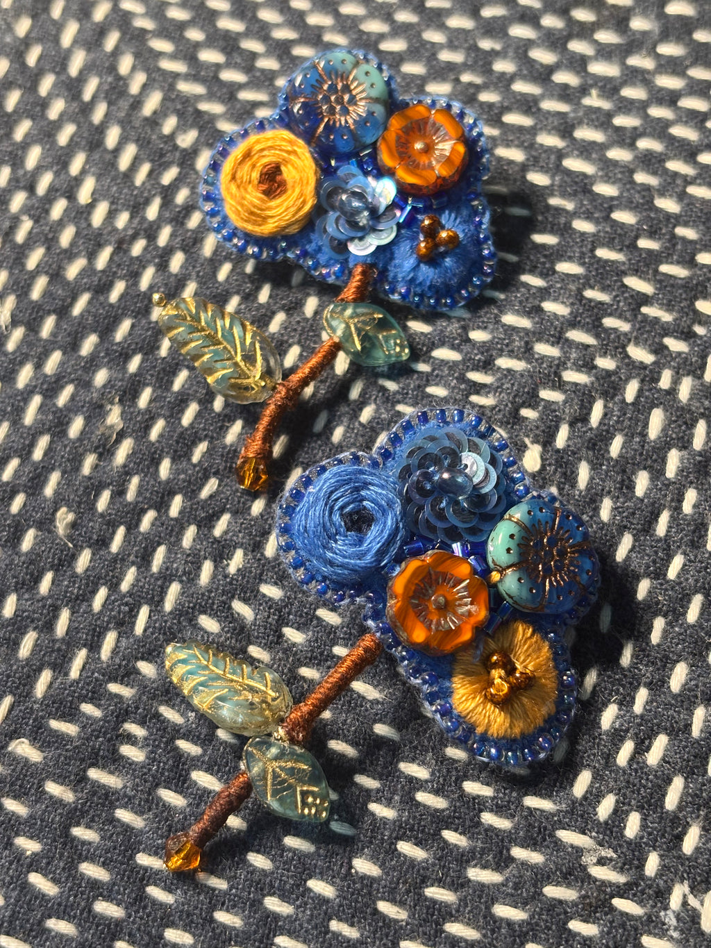 「Floater twig」Hand-Embroidered Flower Earrings: Bead Embroidery Floral Stud Earrings