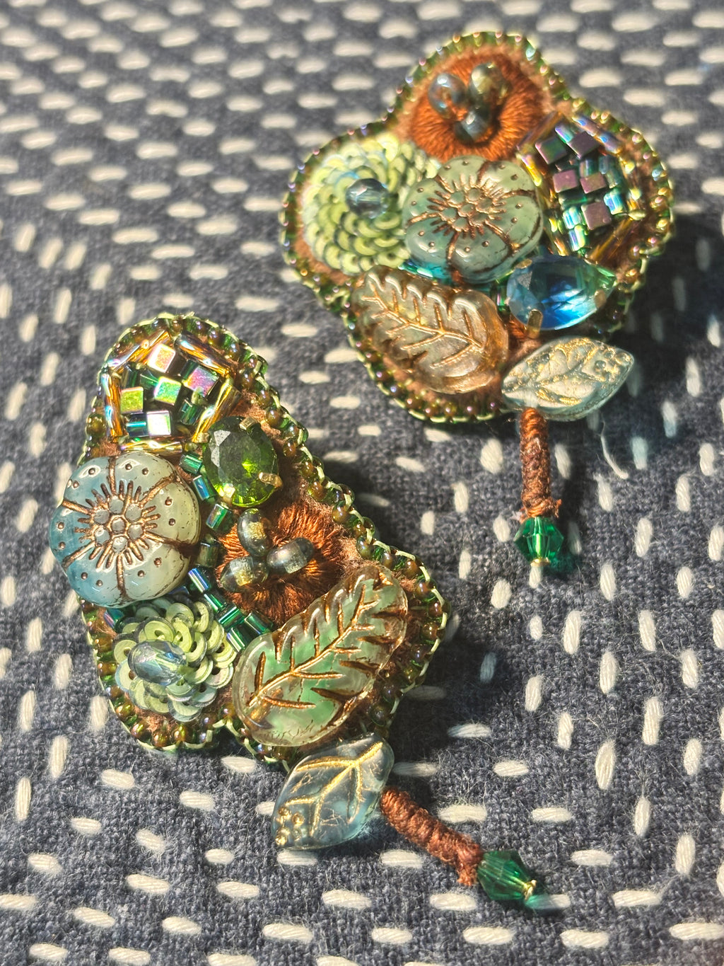 「Floater twig」Hand-Embroidered Flower Earrings: Bead Embroidery Floral Stud Earrings