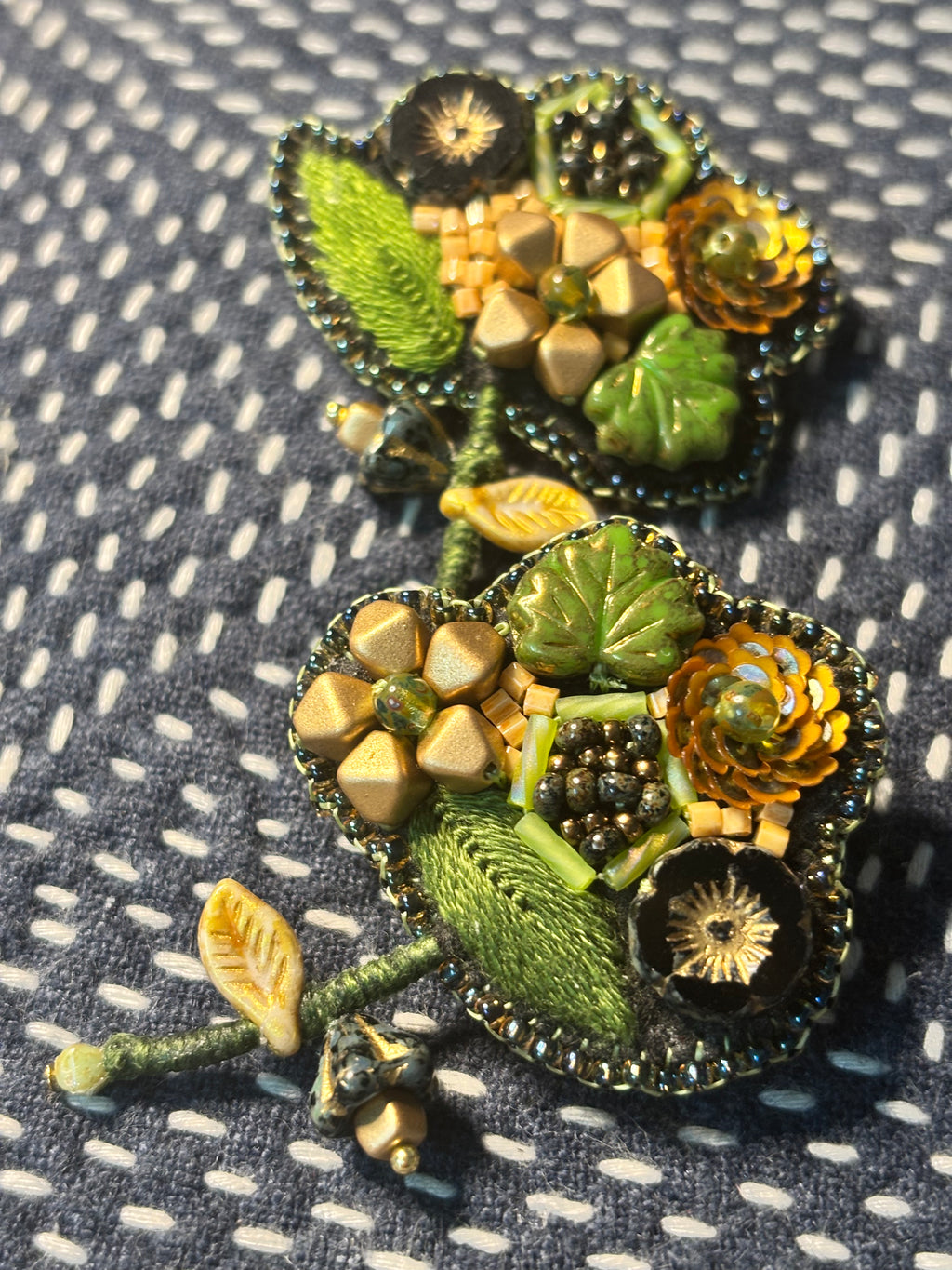 「Floater twig」Hand-Embroidered Flower Earrings: Bead Embroidery Floral Stud Earrings