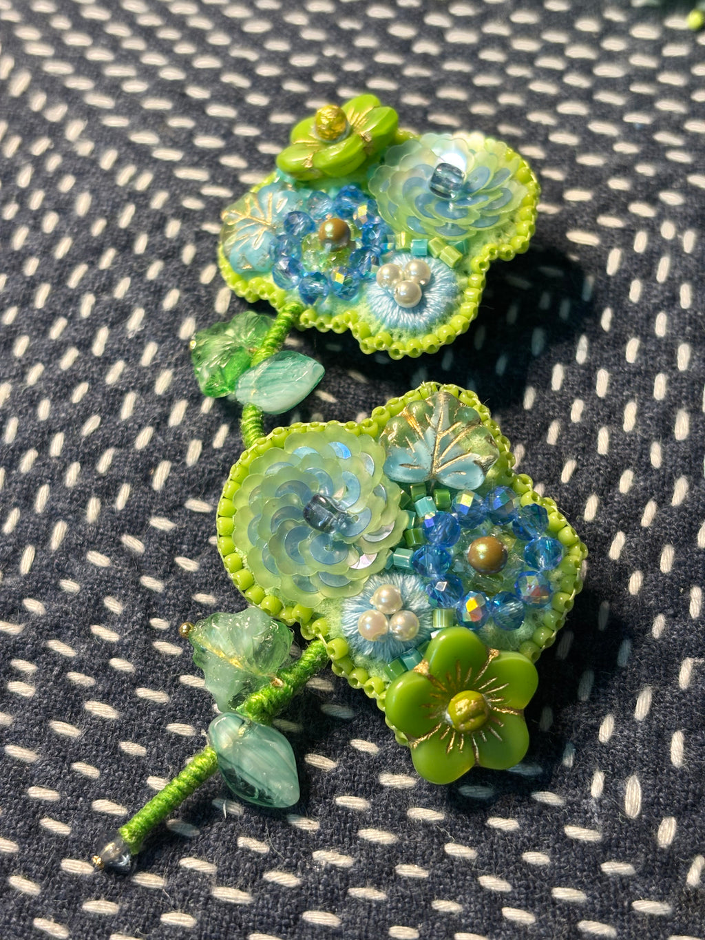 「Floater twig」Hand-Embroidered Flower Earrings: Bead Embroidery Floral Stud Earrings
