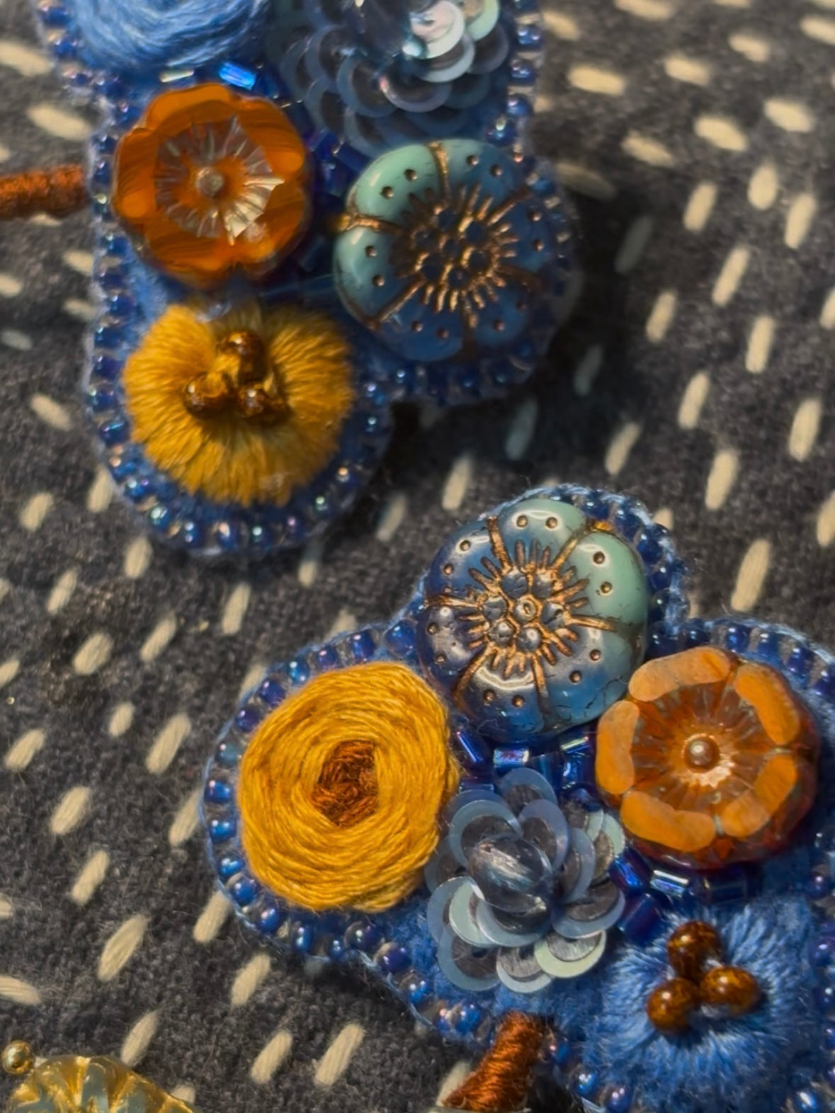 「Floater twig」Hand-Embroidered Flower Earrings: Bead Embroidery Floral Stud Earrings