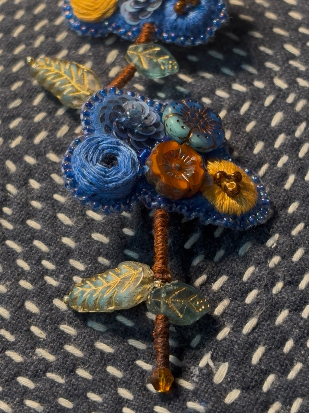 「Floater twig」Hand-Embroidered Flower Earrings: Bead Embroidery Floral Stud Earrings