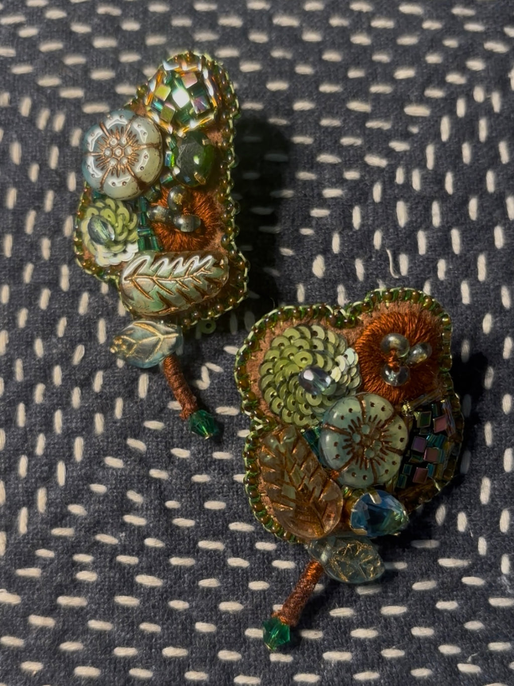 「Floater twig」Hand-Embroidered Flower Earrings: Bead Embroidery Floral Stud Earrings