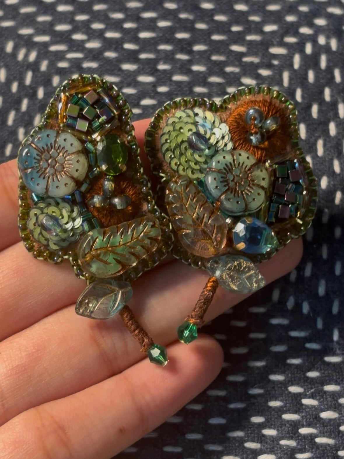 「Floater twig」Hand-Embroidered Flower Earrings: Bead Embroidery Floral Stud Earrings
