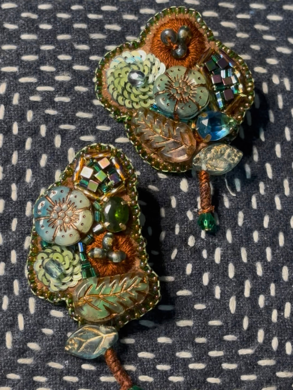 「Floater twig」Hand-Embroidered Flower Earrings: Bead Embroidery Floral Stud Earrings