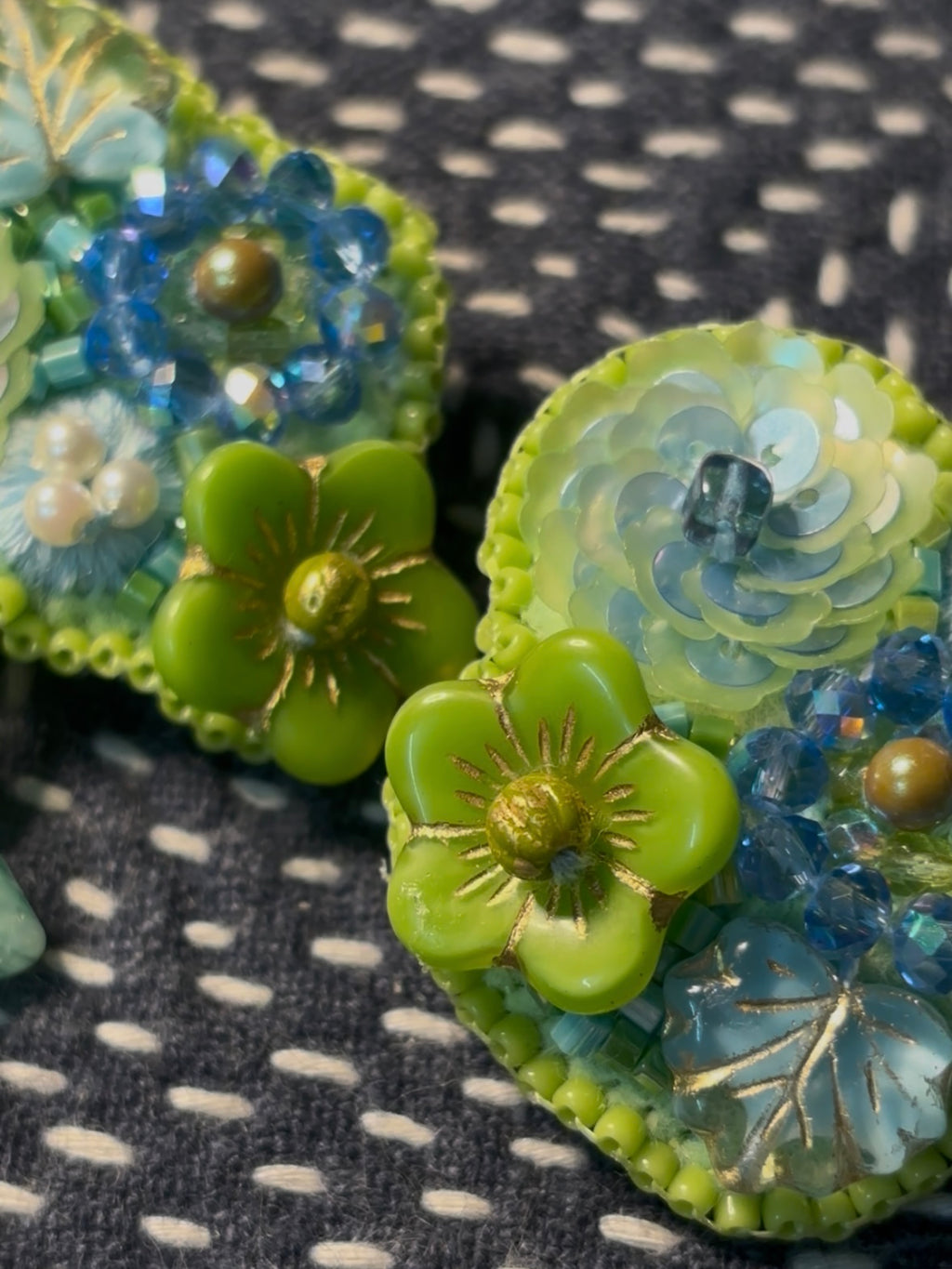「Floater twig」Hand-Embroidered Flower Earrings: Bead Embroidery Floral Stud Earrings