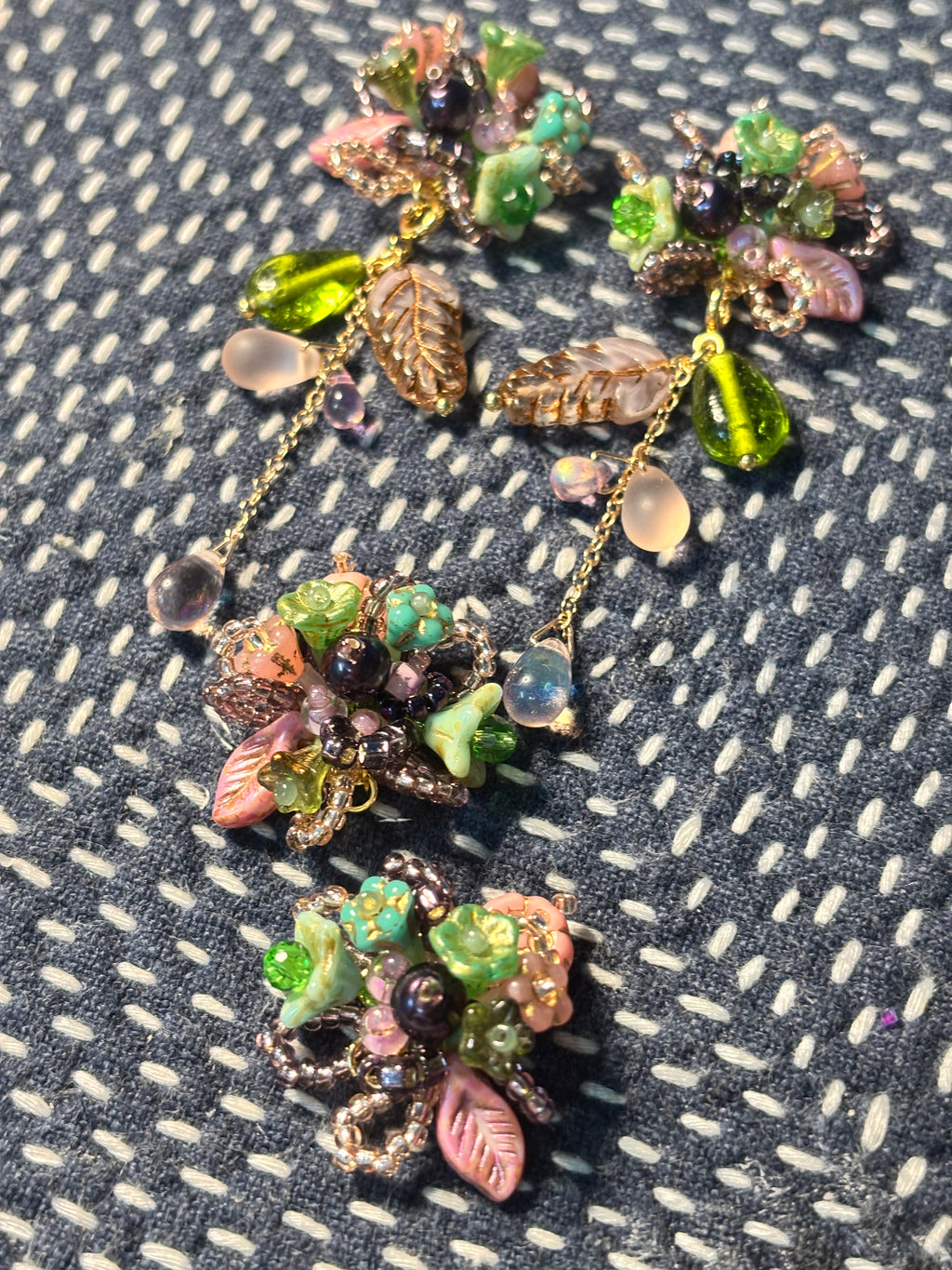 「Floral Cluster x Morning Dew」Handmade Beaded Flower Earrings Floral Stud Earrings