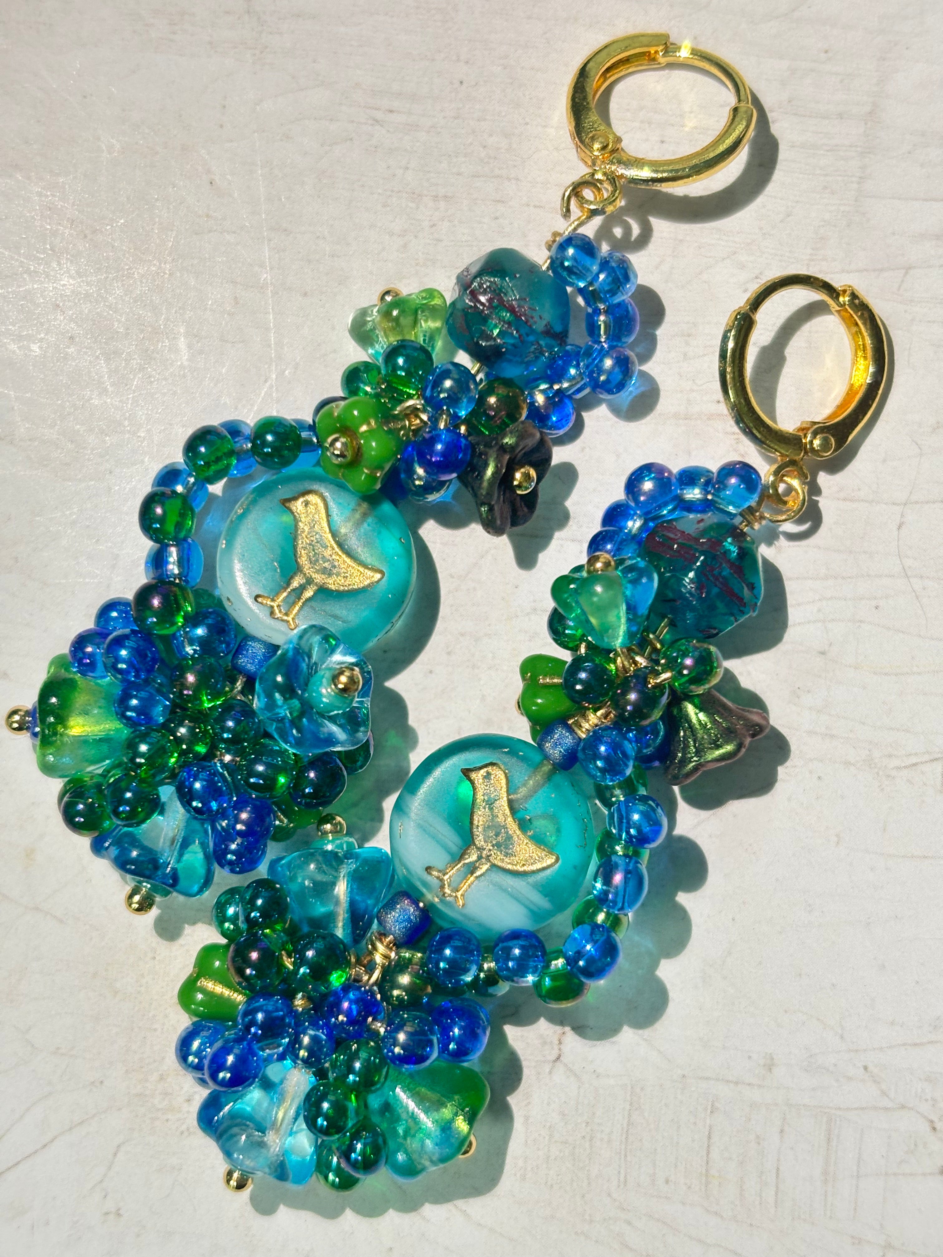 「Daydreaming Bird」Handmade Beaded Earrings