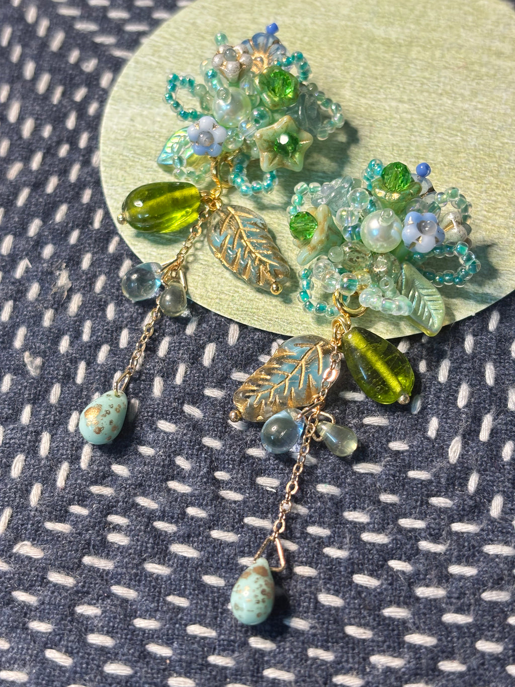 「Floral Cluster x Morning Dew」Handmade Beaded Flower Earrings Floral Stud Earrings