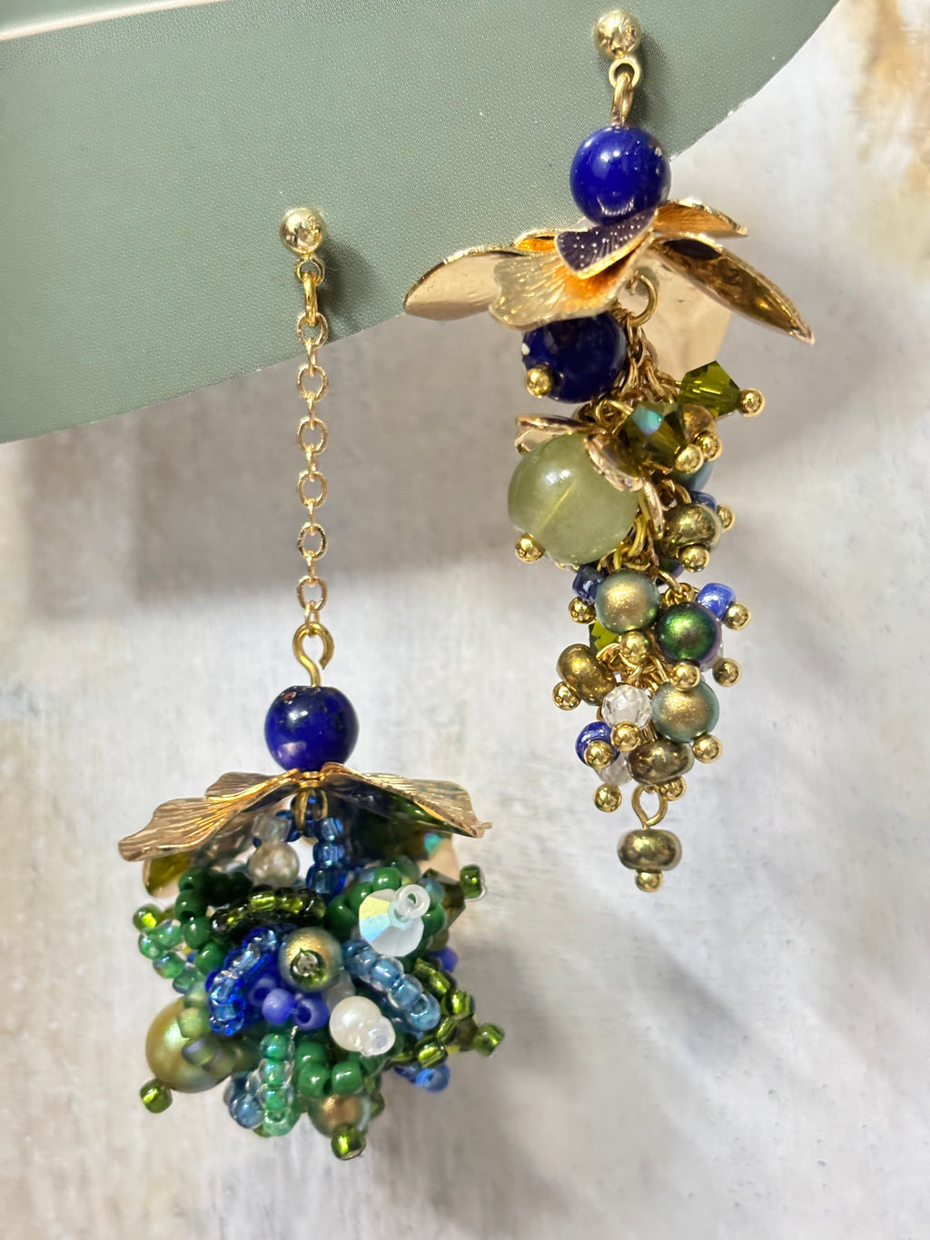 「Pendant Grapes」Handmade Grape-shaped Earrings