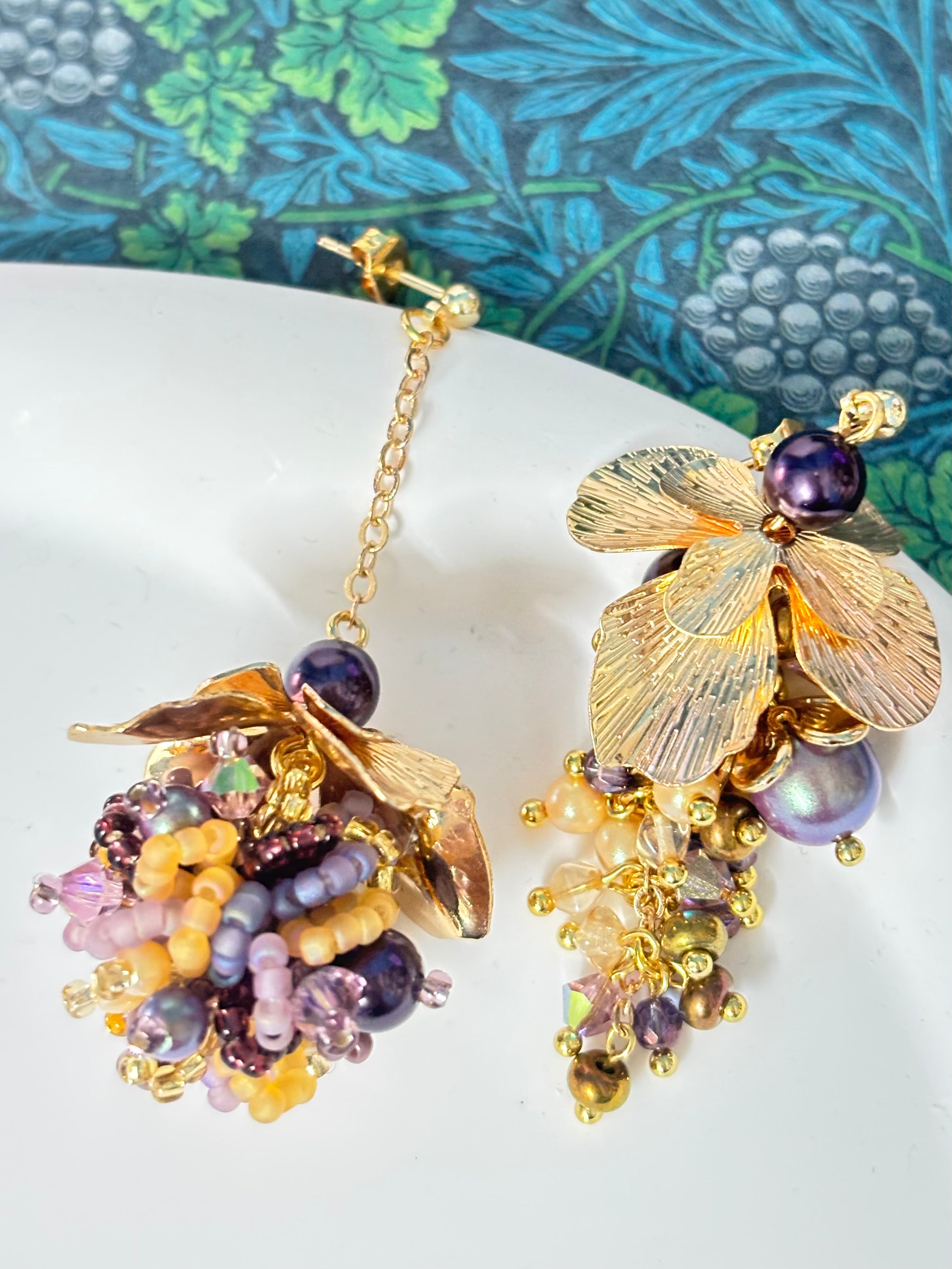 「Pendant Grapes」Handmade Grape-shaped Earrings