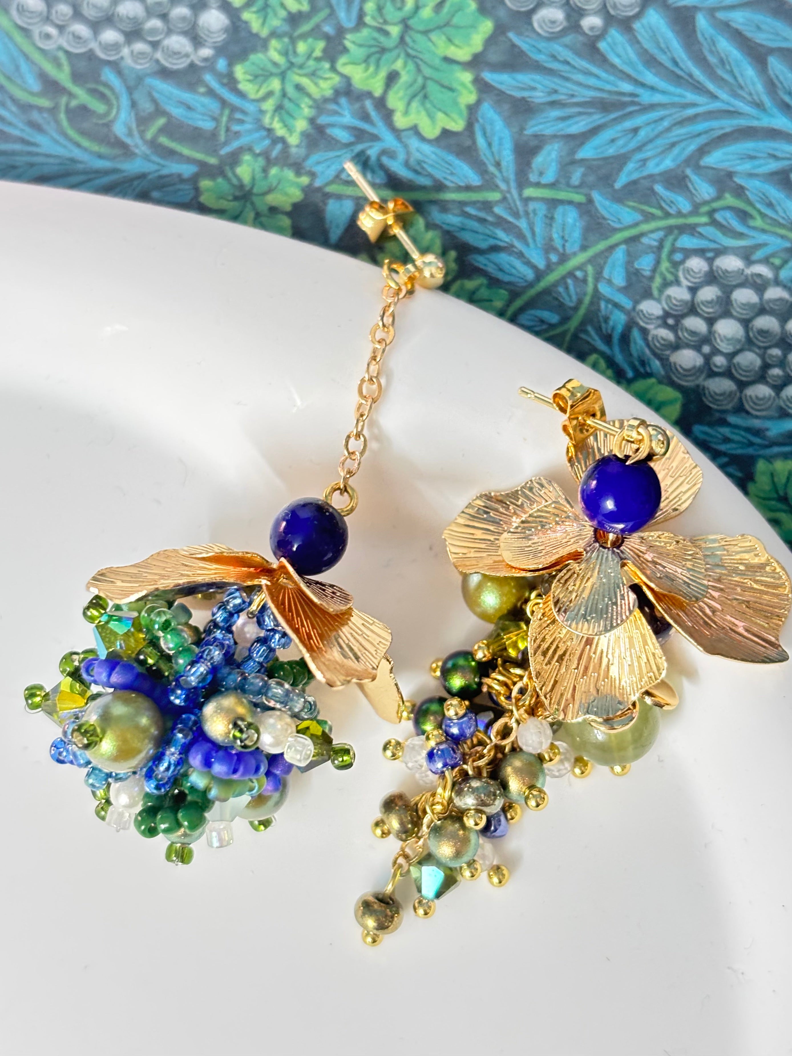 「Pendant Grapes」Handmade Grape-shaped Earrings