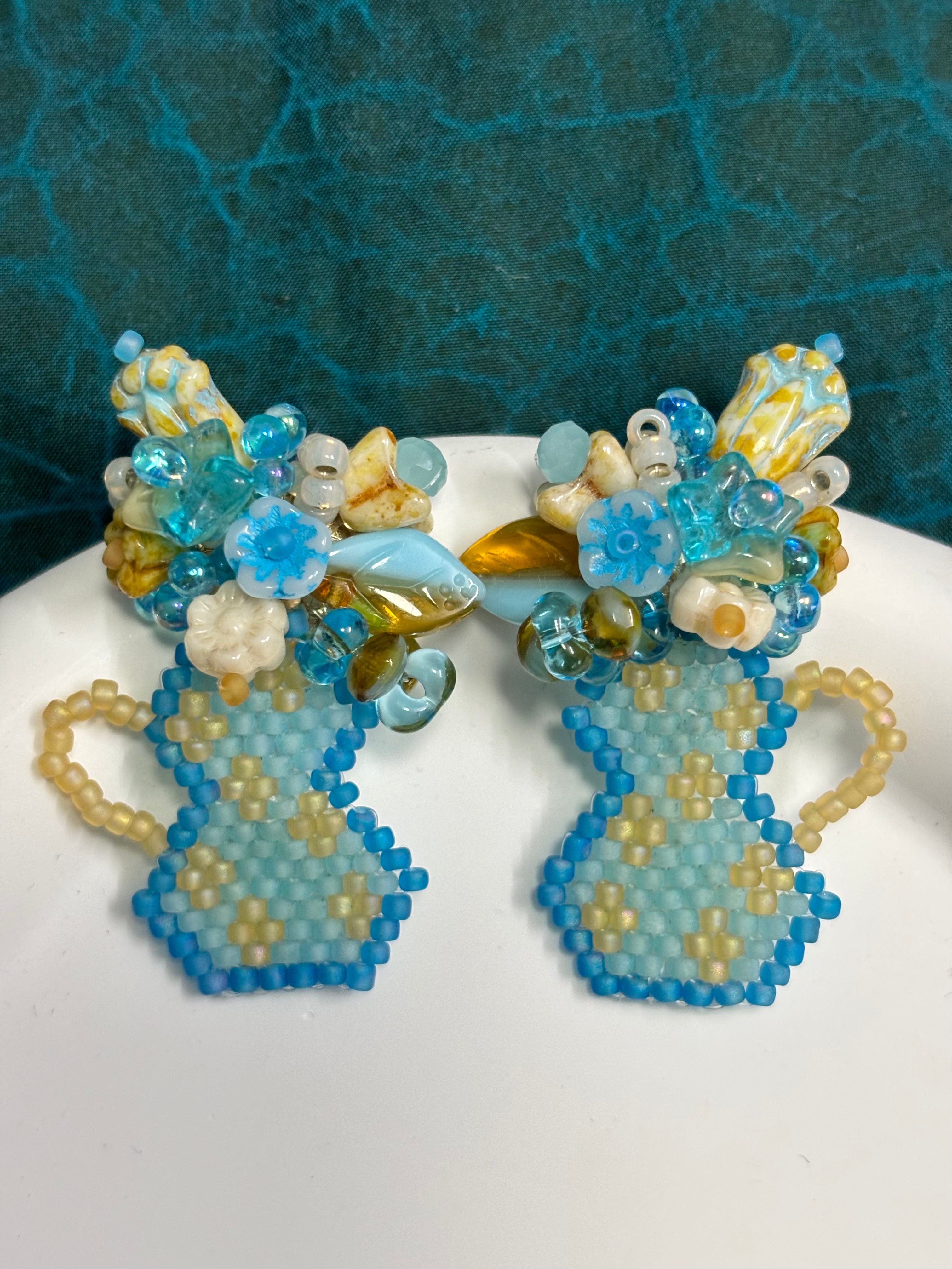 「Flat Vase」Handmade Flower Arrangement Earrings | Beaded Flower Jewelry
