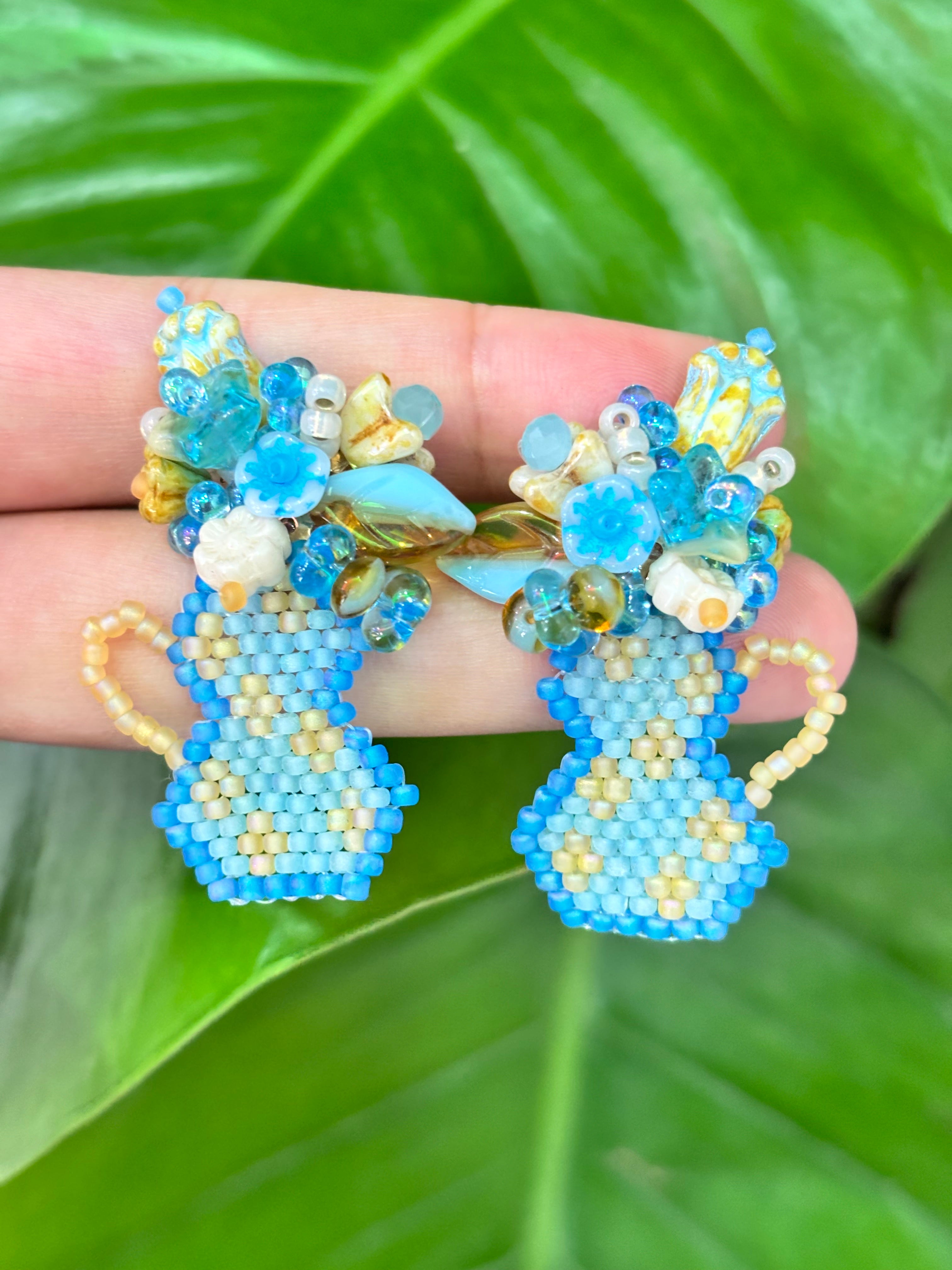 「Flat Vase」Handmade Flower Arrangement Earrings | Beaded Flower Jewelry