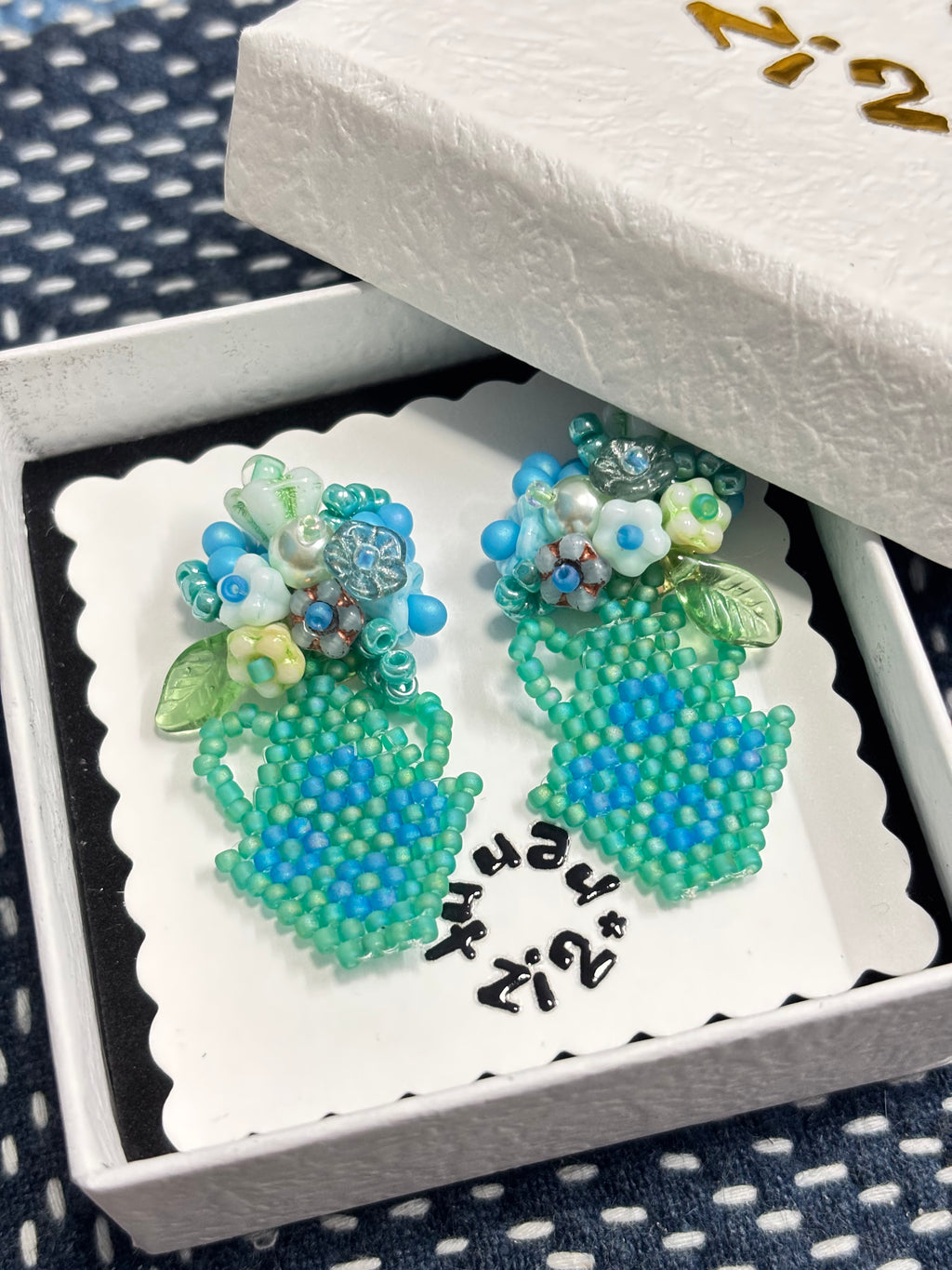 「Flat Vase」Flower Arrangement Statement Earrings: Handmade Beaded Floral Earrings